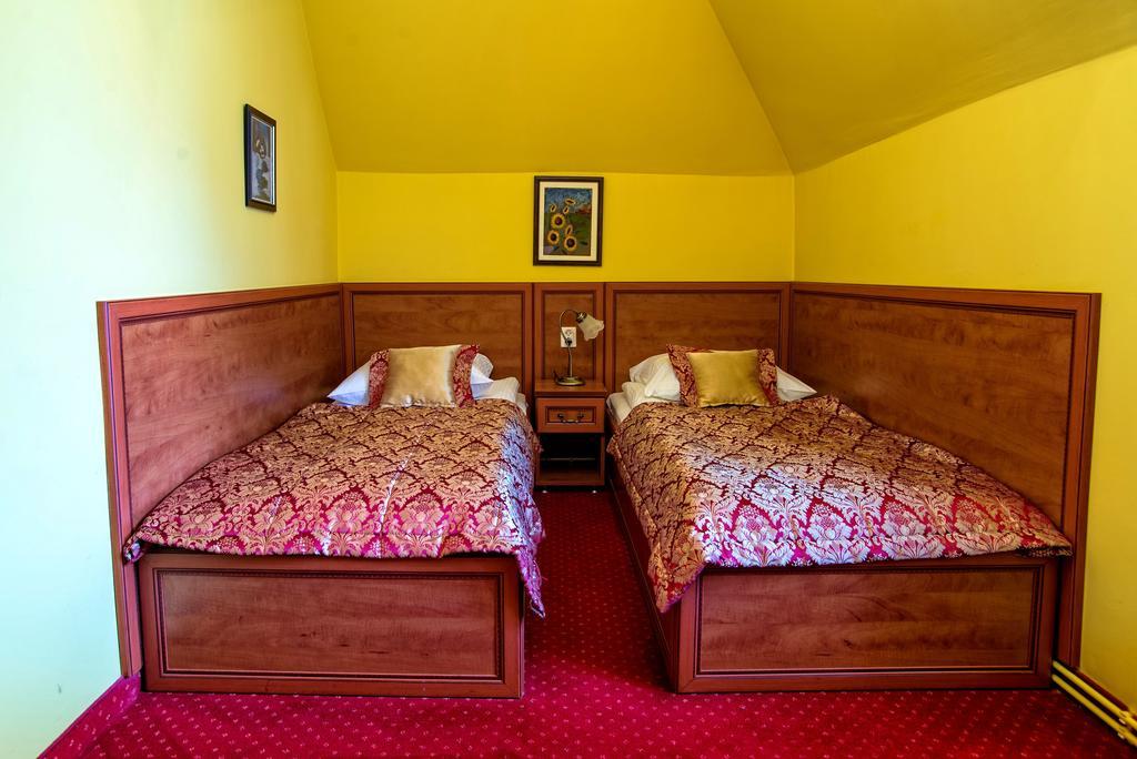 גניזנו Hotel Adalbertus חדר תמונה